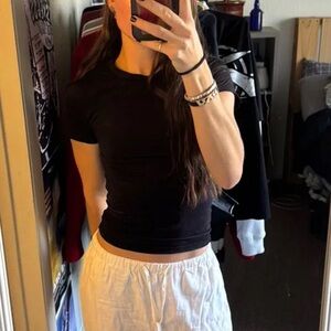 Glassons Black Short-Sleeve Crewneck Tee